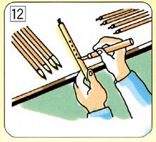 12.用三角刀在筆杆上雕刻銘牌。