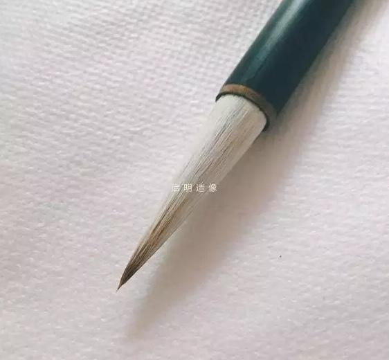 黑色筆管實際上也是染色處理過的